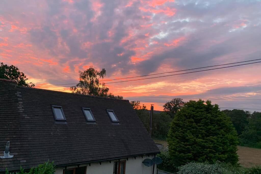 Holly Cottage, 2 Bed House, Sleeps 6 Cleobury Mortimer Buitenkant foto