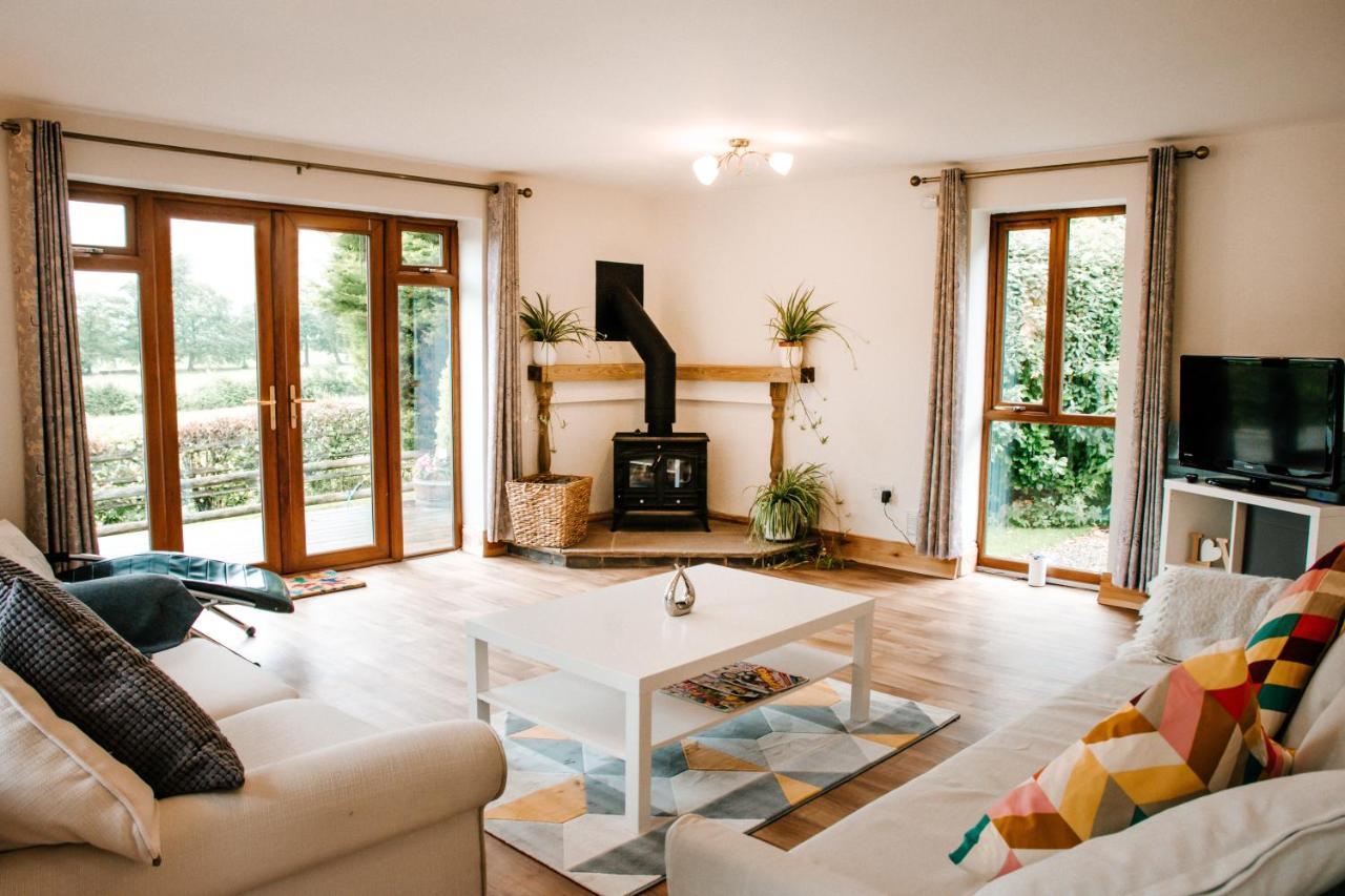 Holly Cottage, 2 Bed House, Sleeps 6 Cleobury Mortimer Buitenkant foto