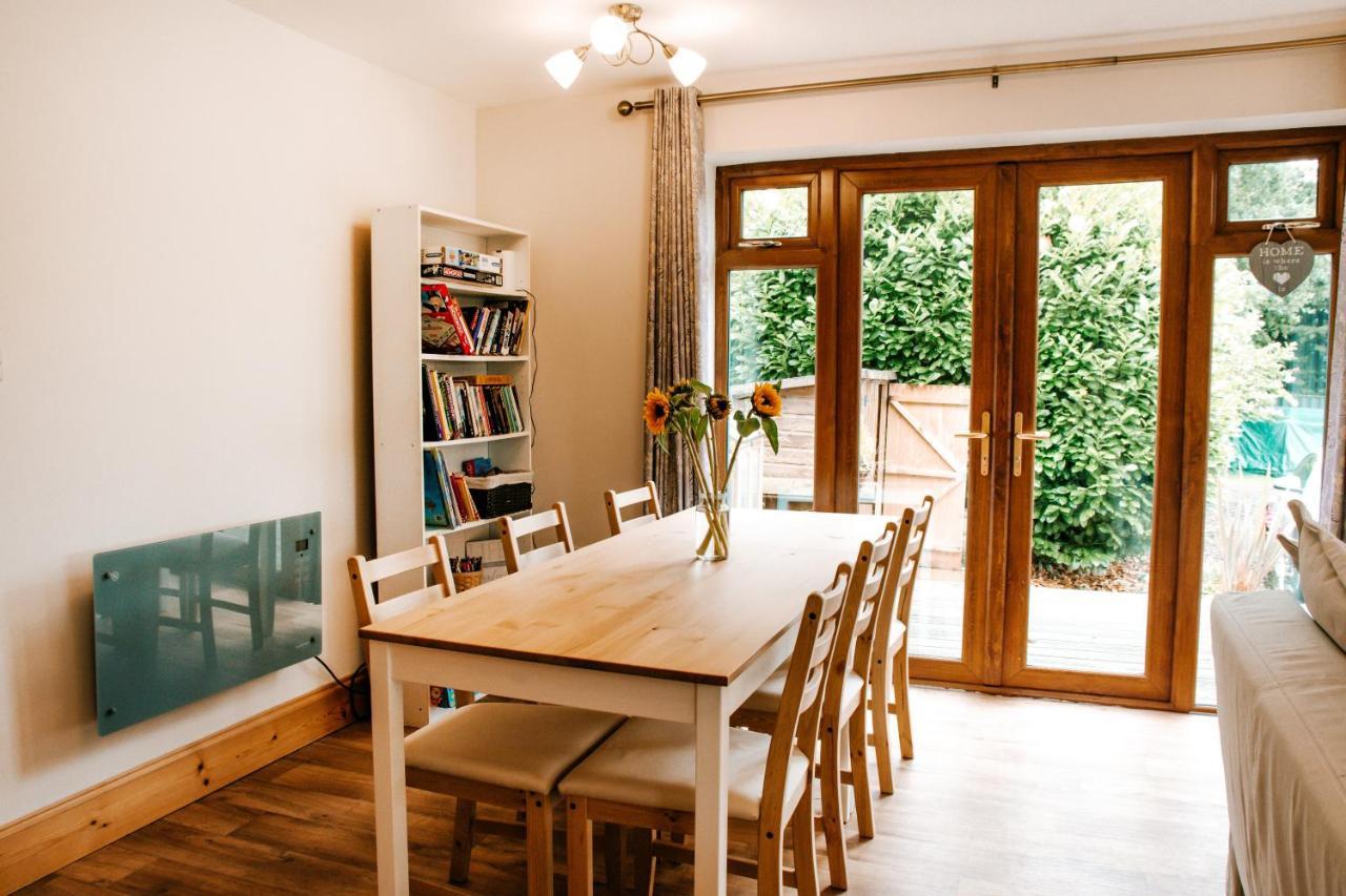 Holly Cottage, 2 Bed House, Sleeps 6 Cleobury Mortimer Buitenkant foto
